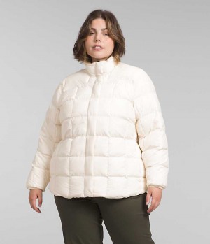 White Women's The North Face Plus Lhotse Reversible Puffer Jacket | IRELAND WYQR