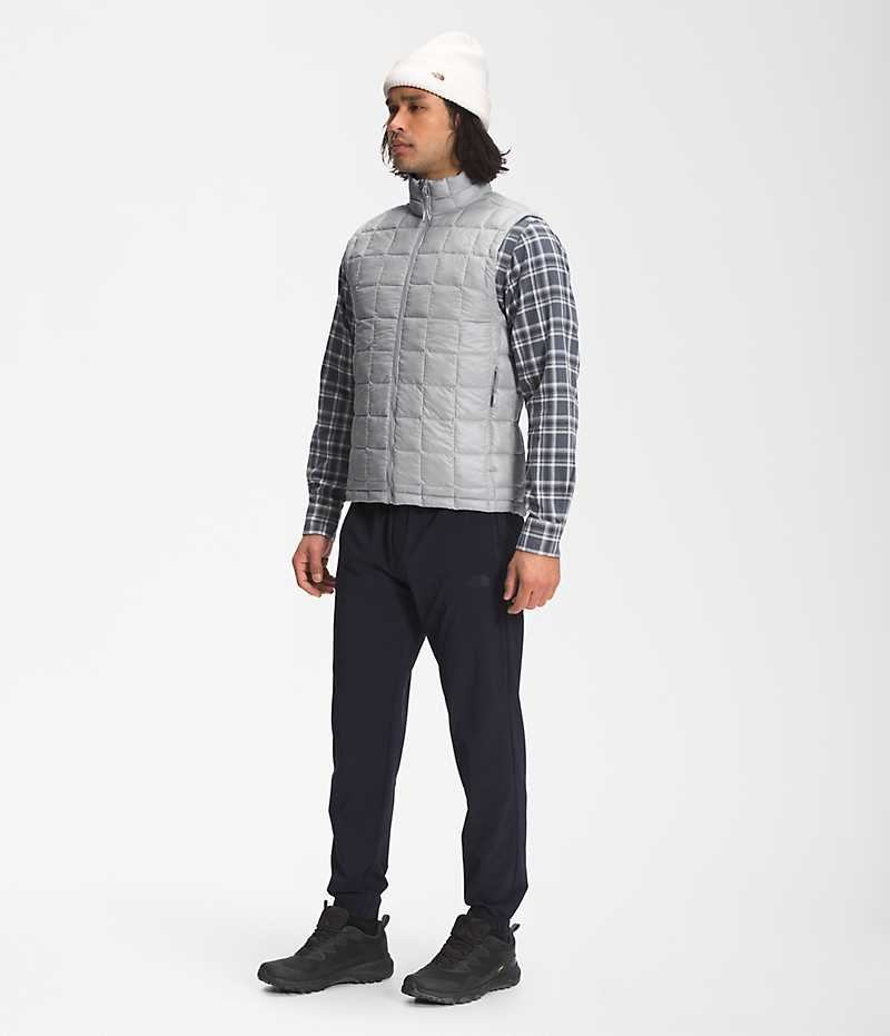 Grey Men's The North Face ThermoBall™ Eco 2.0 Down Vest | IRELAND GVLC