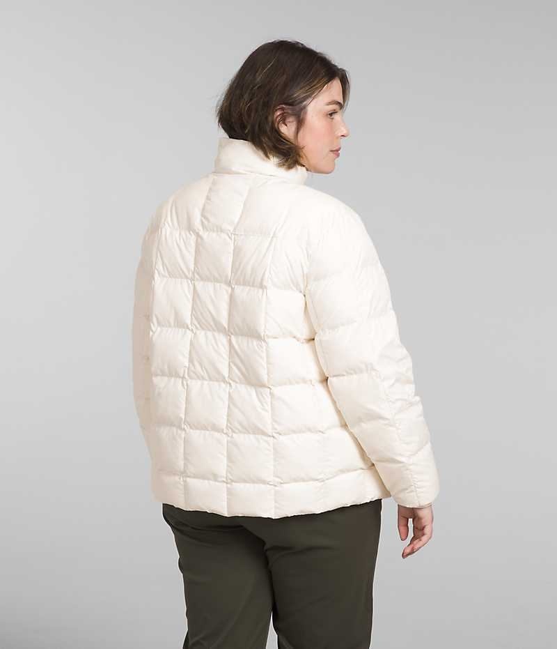 White Women's The North Face Plus Lhotse Reversible Puffer Jacket | IRELAND WYQR