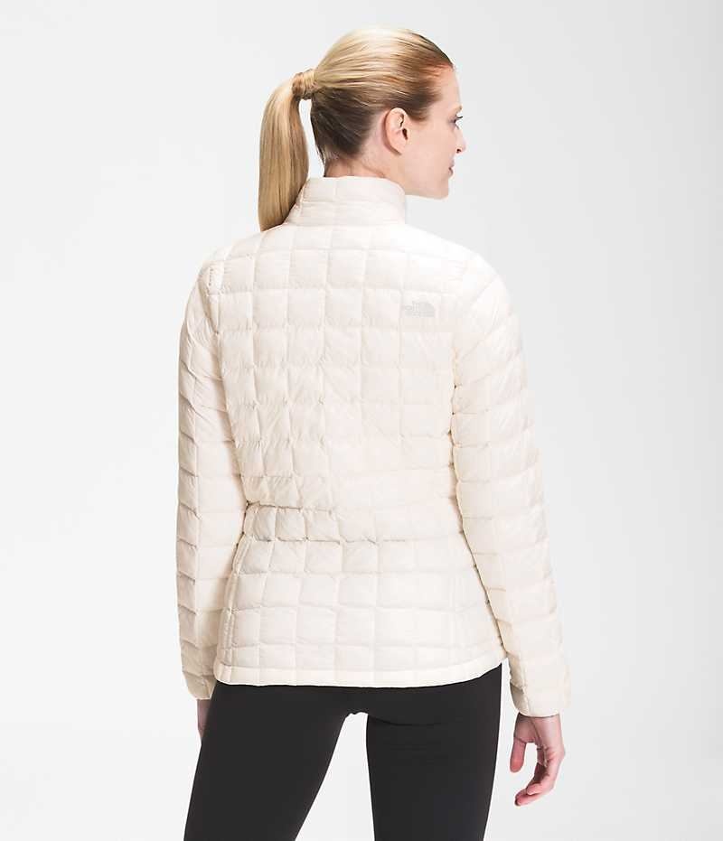 White Women's The North Face ThermoBall™ Eco 2.0 Puffer Jacket | IRELAND JHGT